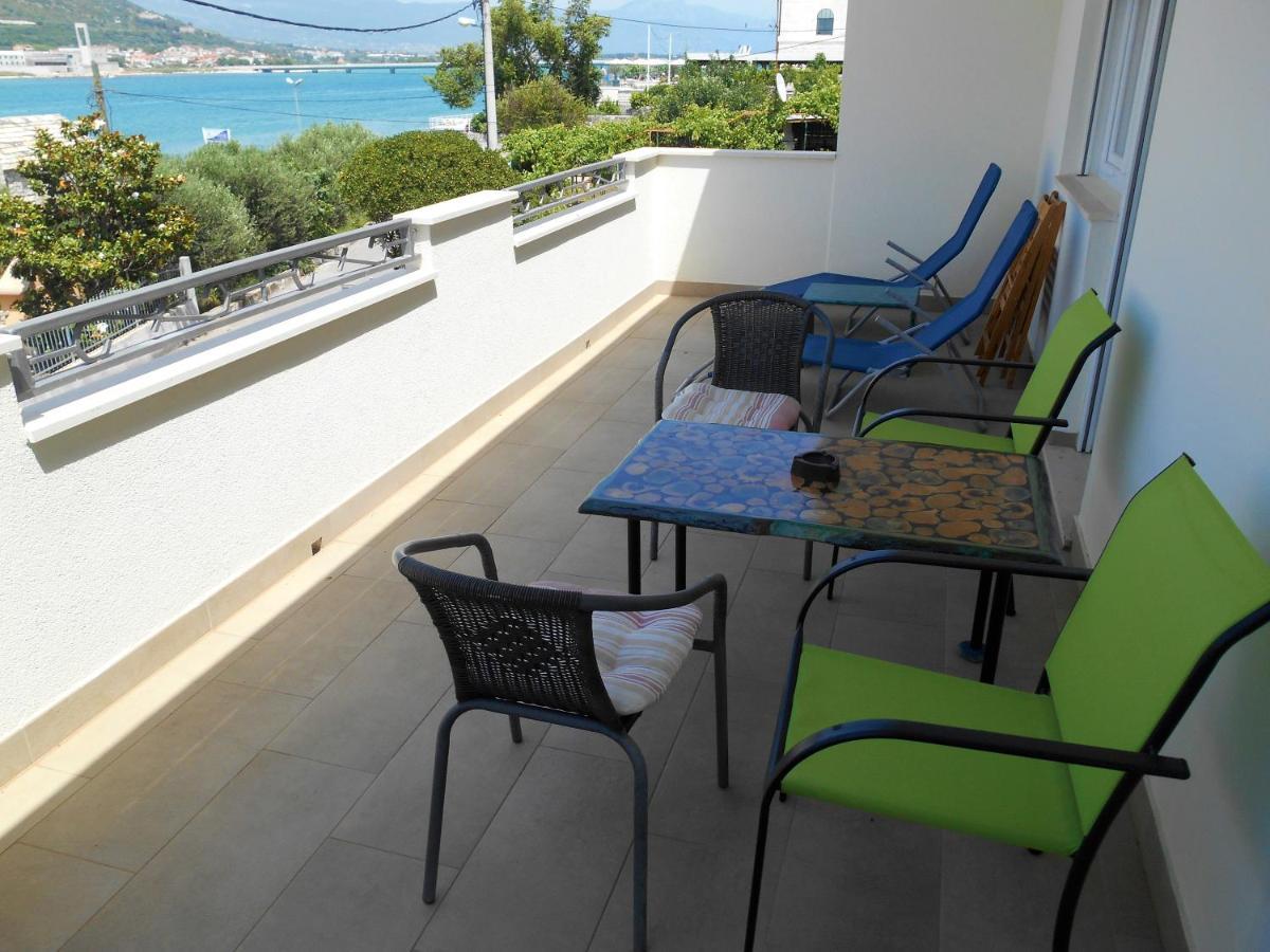 Apartments Bresan Trogir Ngoại thất bức ảnh
