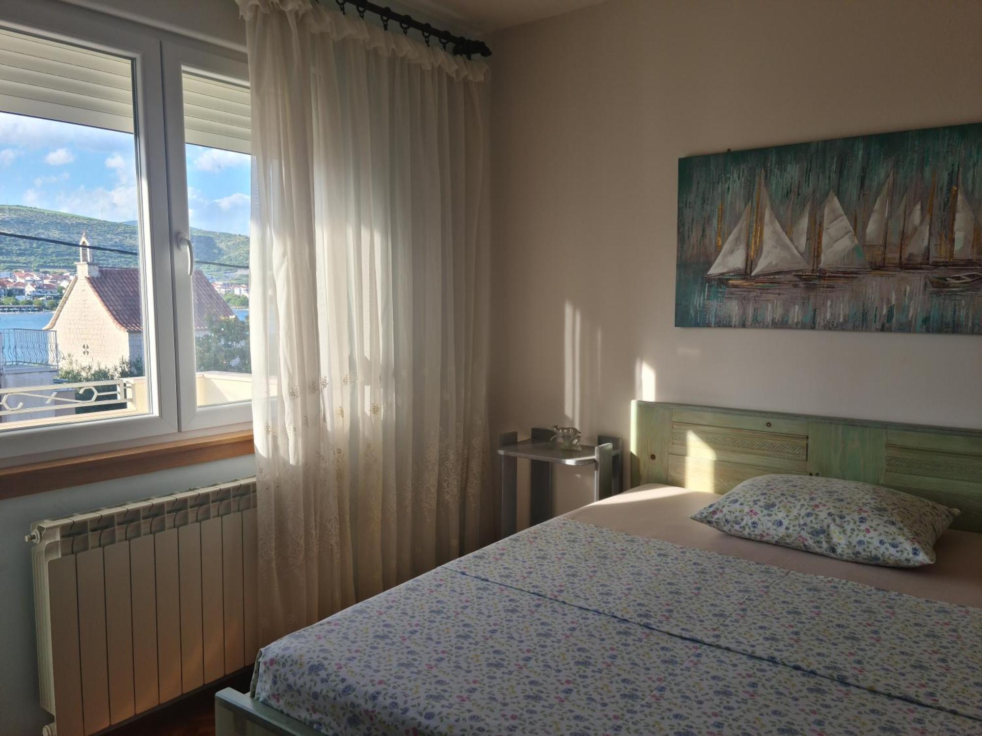 Apartments Bresan Trogir Phòng bức ảnh